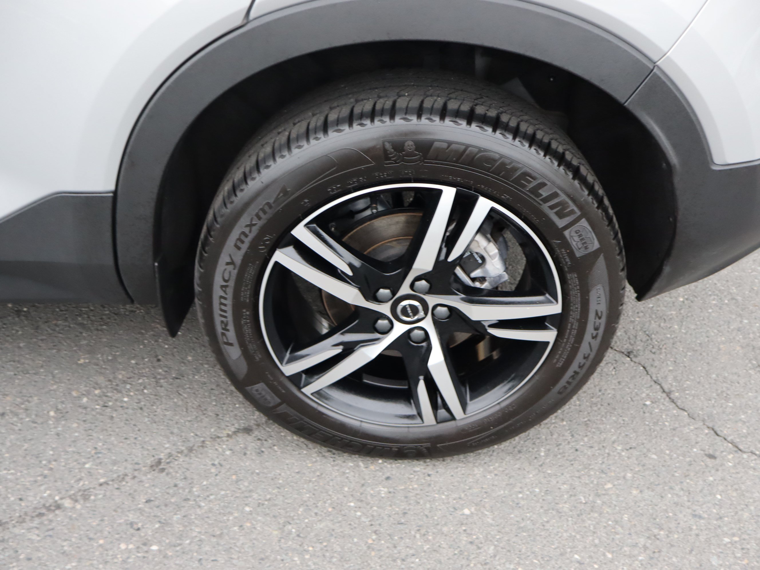 Used 2025 Volvo XC40 B5 Core AWD/4WD image 39