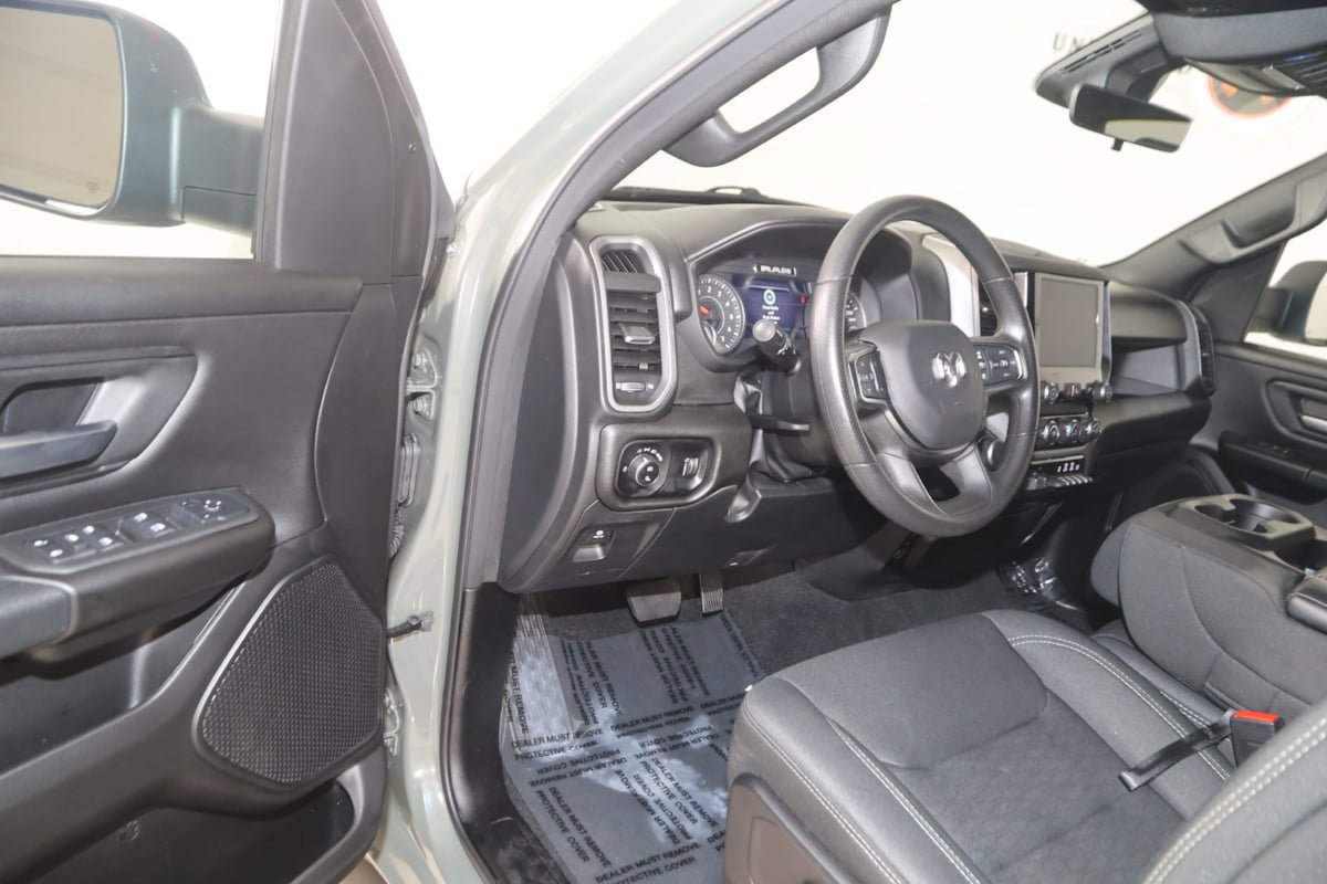Used 2026 RAM 1500 Warlock AWD/4WD image 40