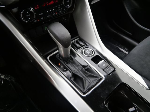 Used 2025 Mitsubishi Eclipse Cross SE AWD/4WD image 24