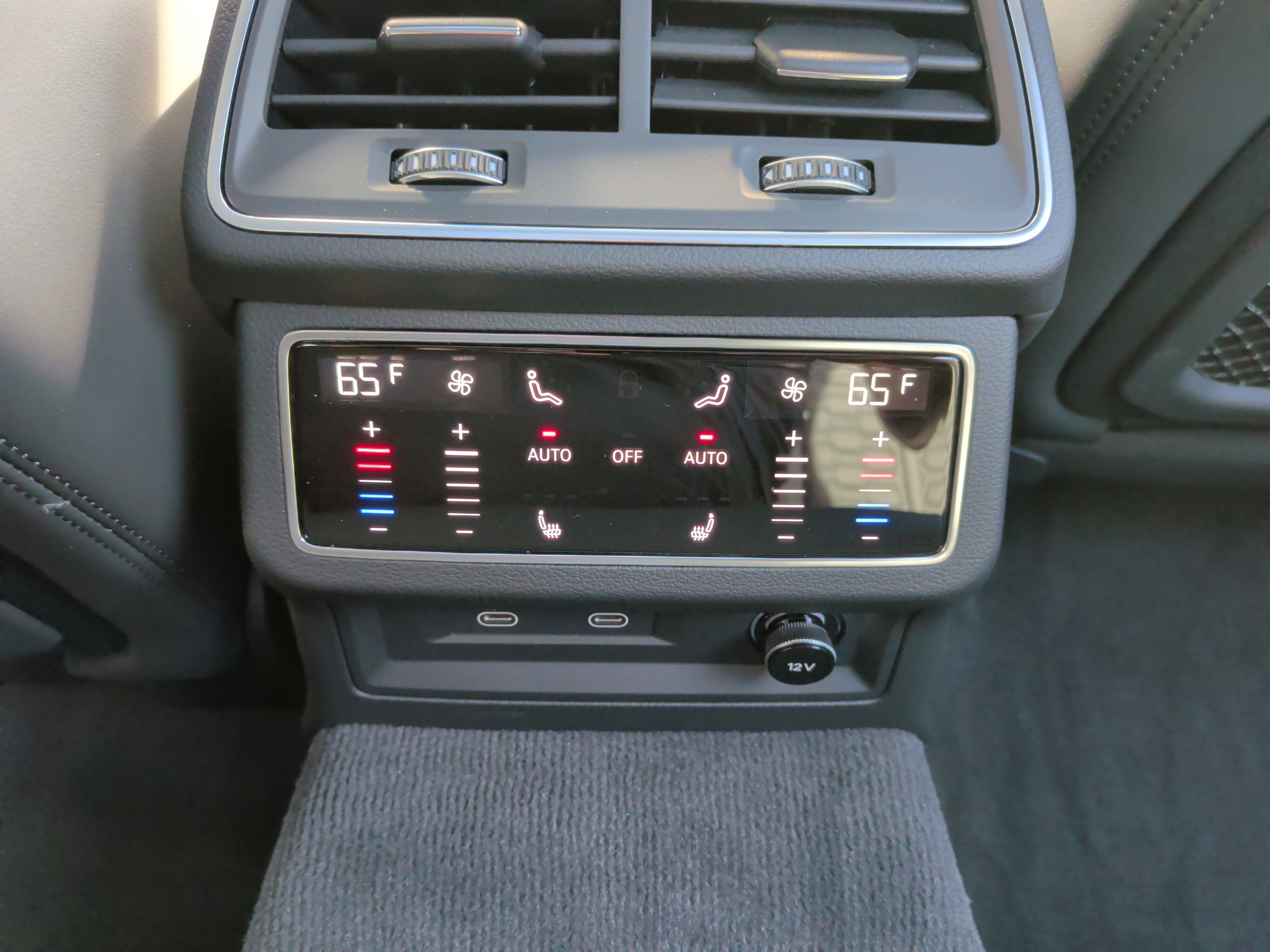 Used 2024 Audi RS 6 performance image 41