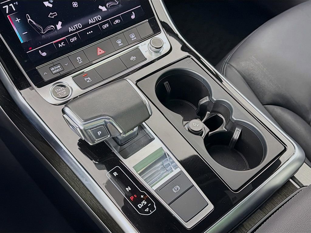 Used 2022 Audi Q7 3.0T Premium w/ Convenience Package image 17