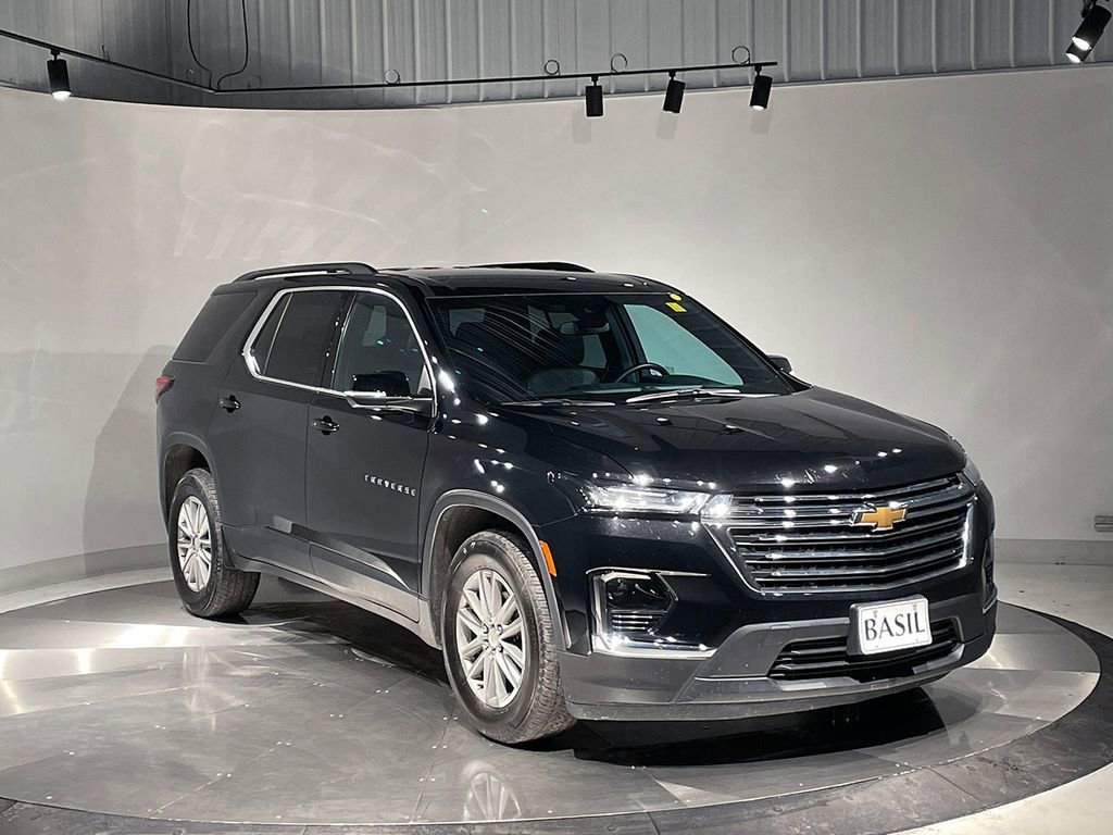 Used 2023 Chevrolet Traverse LT image 39