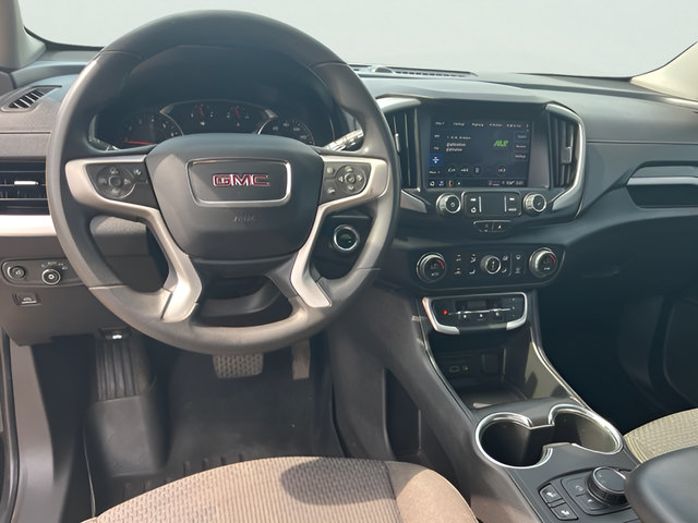 Used 2022 GMC Terrain SLE w/ Driver Convenience Package FWD image 17