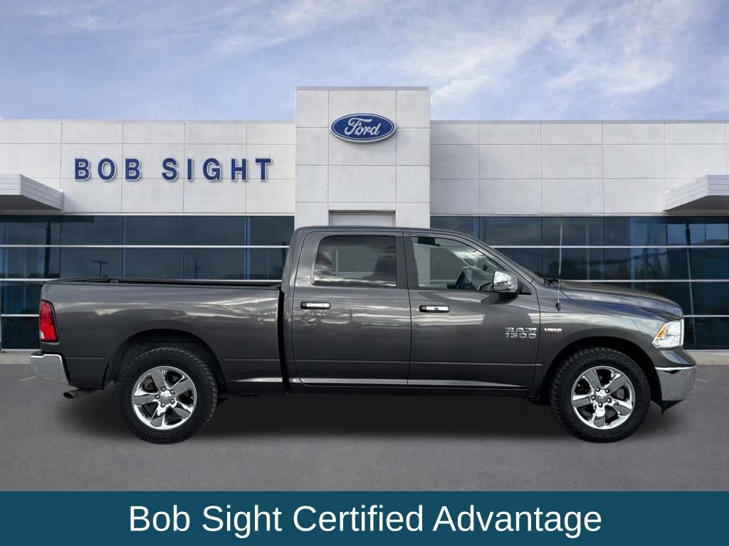 Used 2017 RAM 1500 Classic SLT image 4