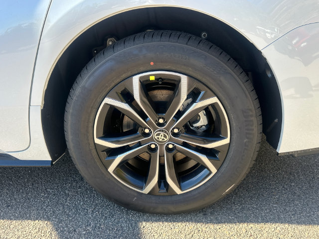 New 2026 Toyota Sienna Platinum AWD/4WD image 13