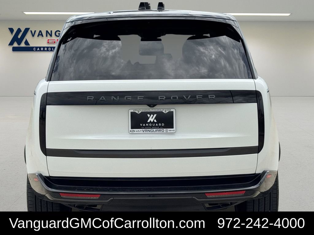 Used 2025 Land Rover Range Rover SE AWD/4WD image 4