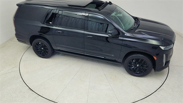 Used 2023 Cadillac Escalade ESV Sport Platinum w/ LPO, ONYX Package image 85