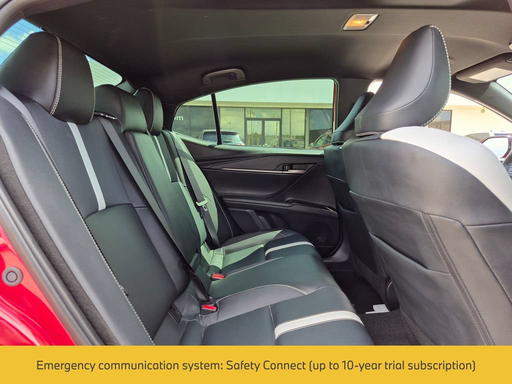 Used 2025 Toyota Camry SE FWD image 27