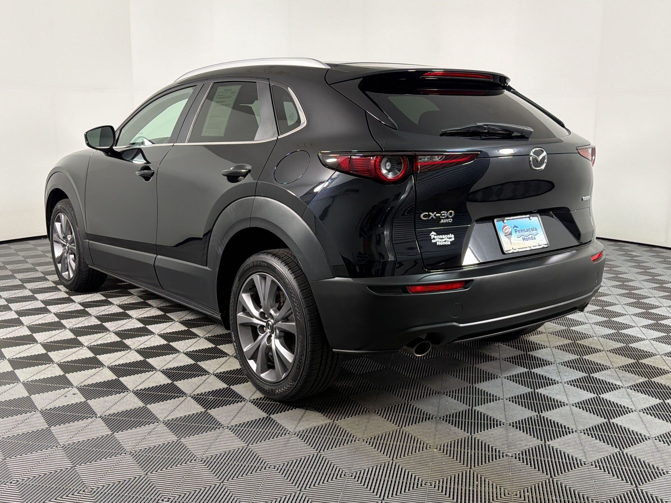 Used 2023 MAZDA CX-30 AWD 2.5 S w/ Select Package image 2