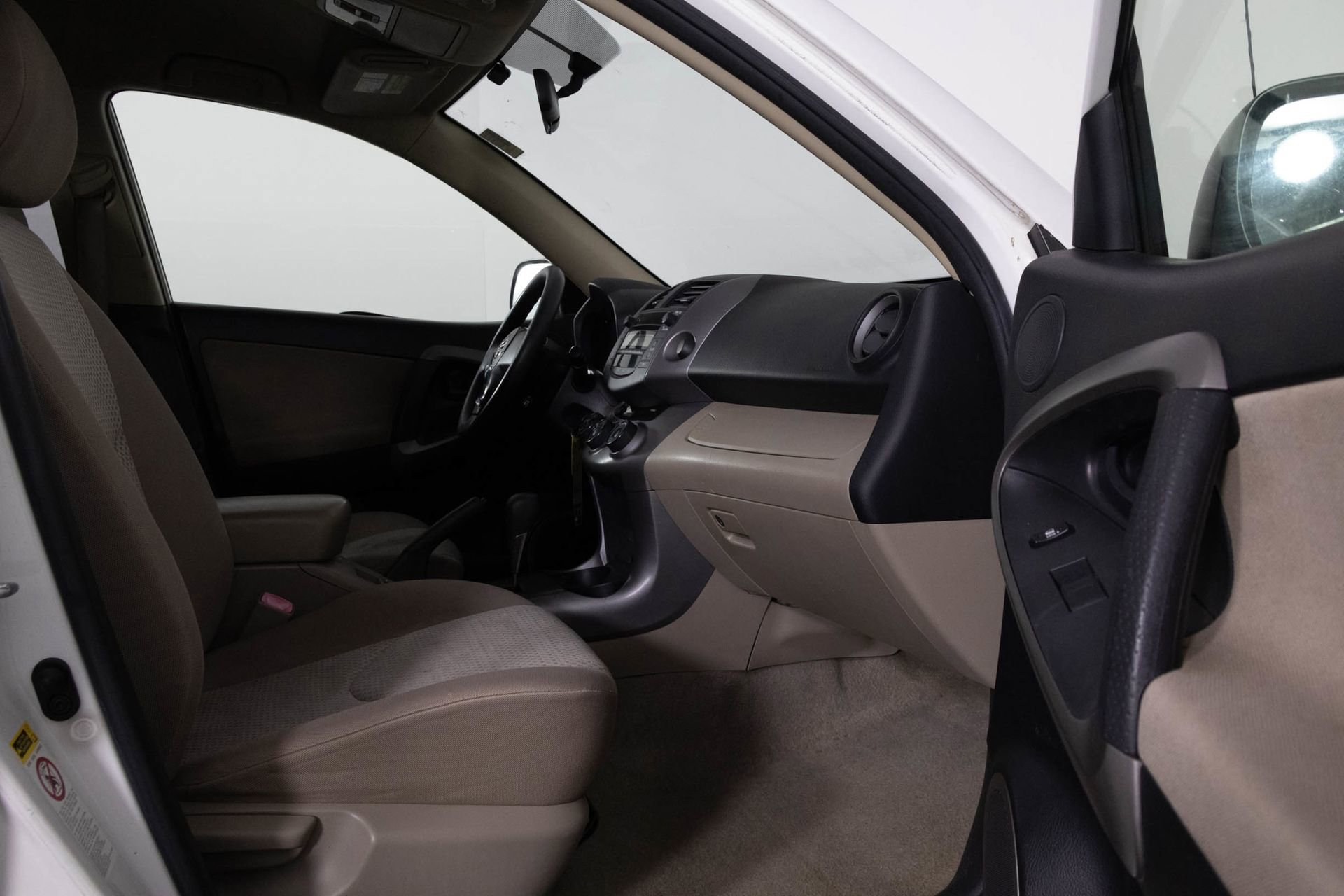 Used 2007 Toyota RAV4 4WD image 32