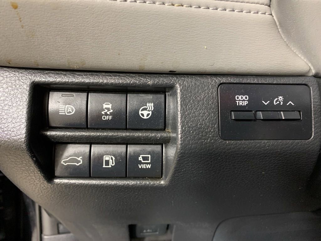 Used 2020 Toyota Avalon Limited w/ Advanced Safety Package FWD image 19