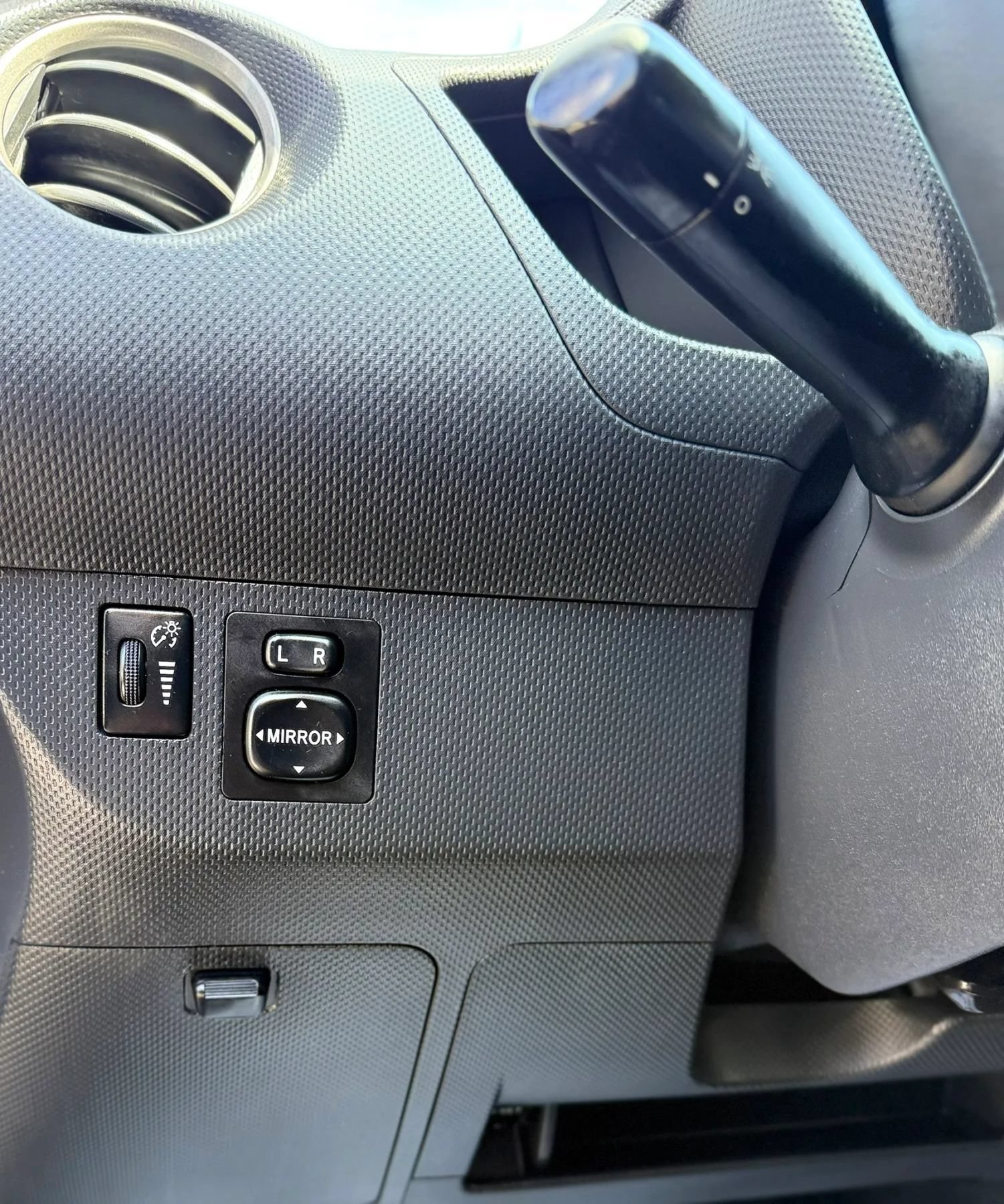 Used 2011 Scion xD FWD image 21