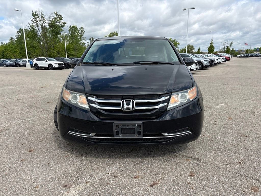Used 2016 Honda Odyssey SE image 2