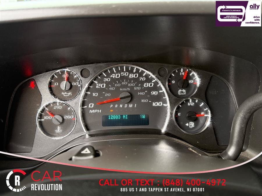 Used 2017 Chevrolet Express 3500 LT w/ LT Preferred Equipment Group RWD image 18