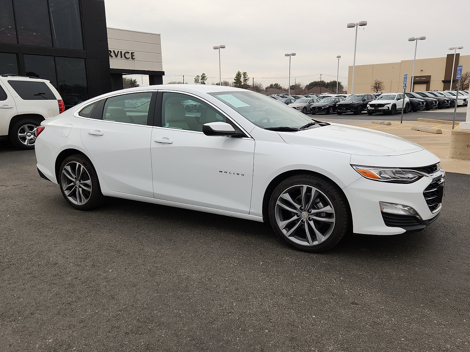 Used 2024 Chevrolet Malibu LT image 8
