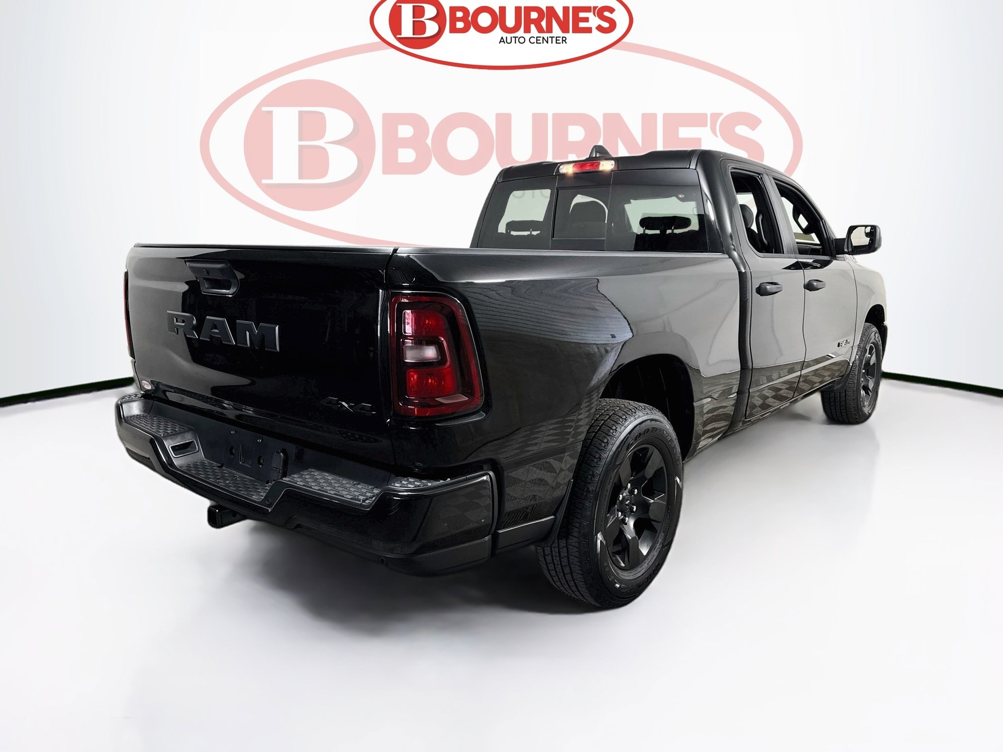 Used 2025 RAM 1500 Tradesman w/ Night Edition AWD/4WD image 9