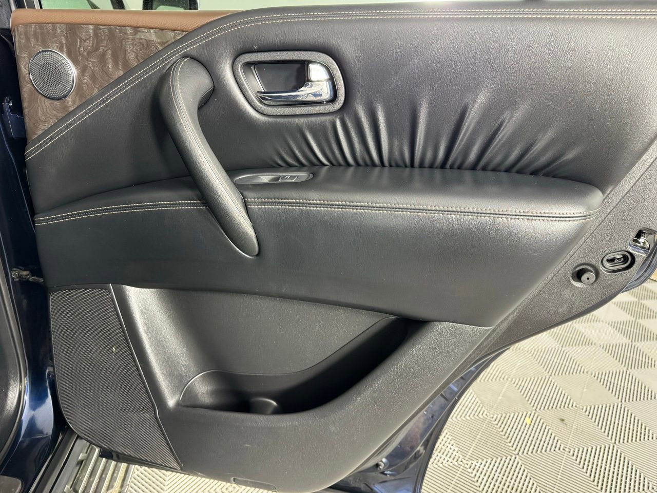 Used 2023 Nissan Armada Platinum w/ Captain's Chairs Package image 29