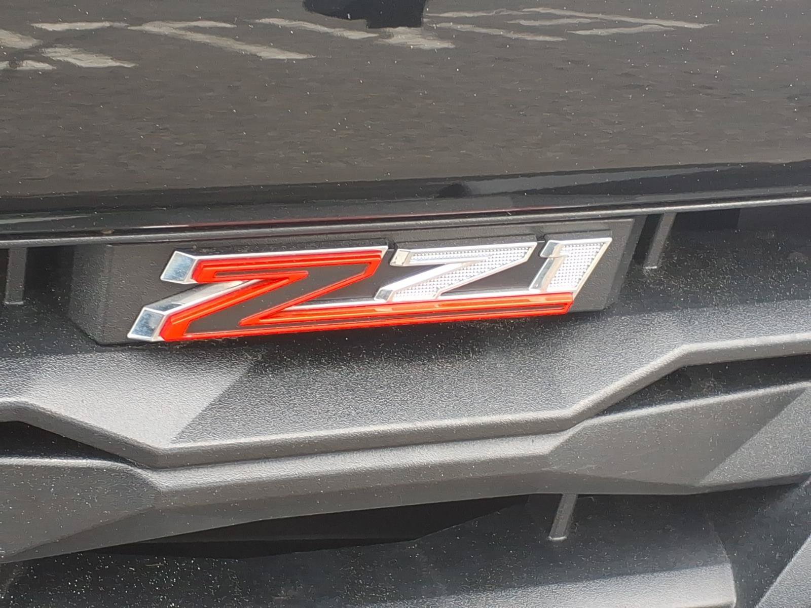 Used 2023 Chevrolet Colorado Z71 w/ Z71 Convenience Package 2 AWD/4WD image 10