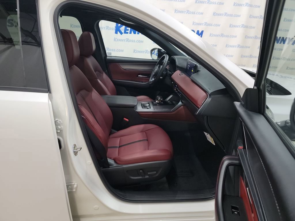Certified 2025 MAZDA CX-70 3.3 Turbo S w/ Premium Package image 14