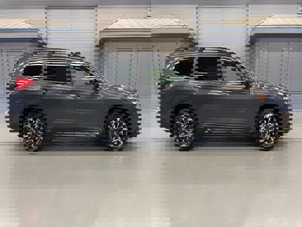 Used 2024 Subaru Ascent Touring image 8