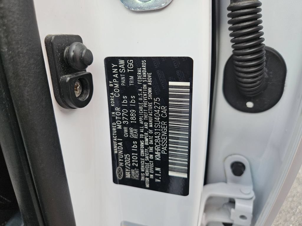 Used 2025 Hyundai Venue SEL FWD image 29