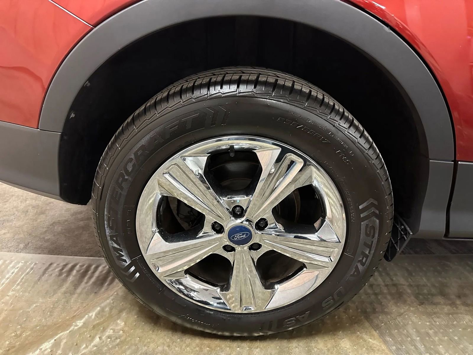 Used 2014 Ford Escape SE w/ Equipment Group 201A image 14