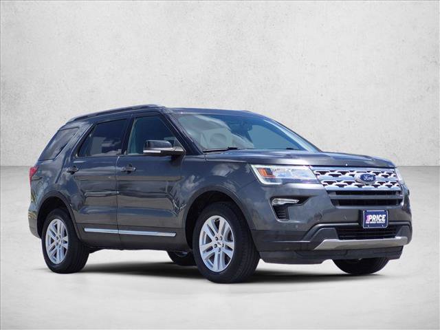 Used 2018 Ford Explorer XLT w/ Equipment Group 202A AWD/4WD video 3