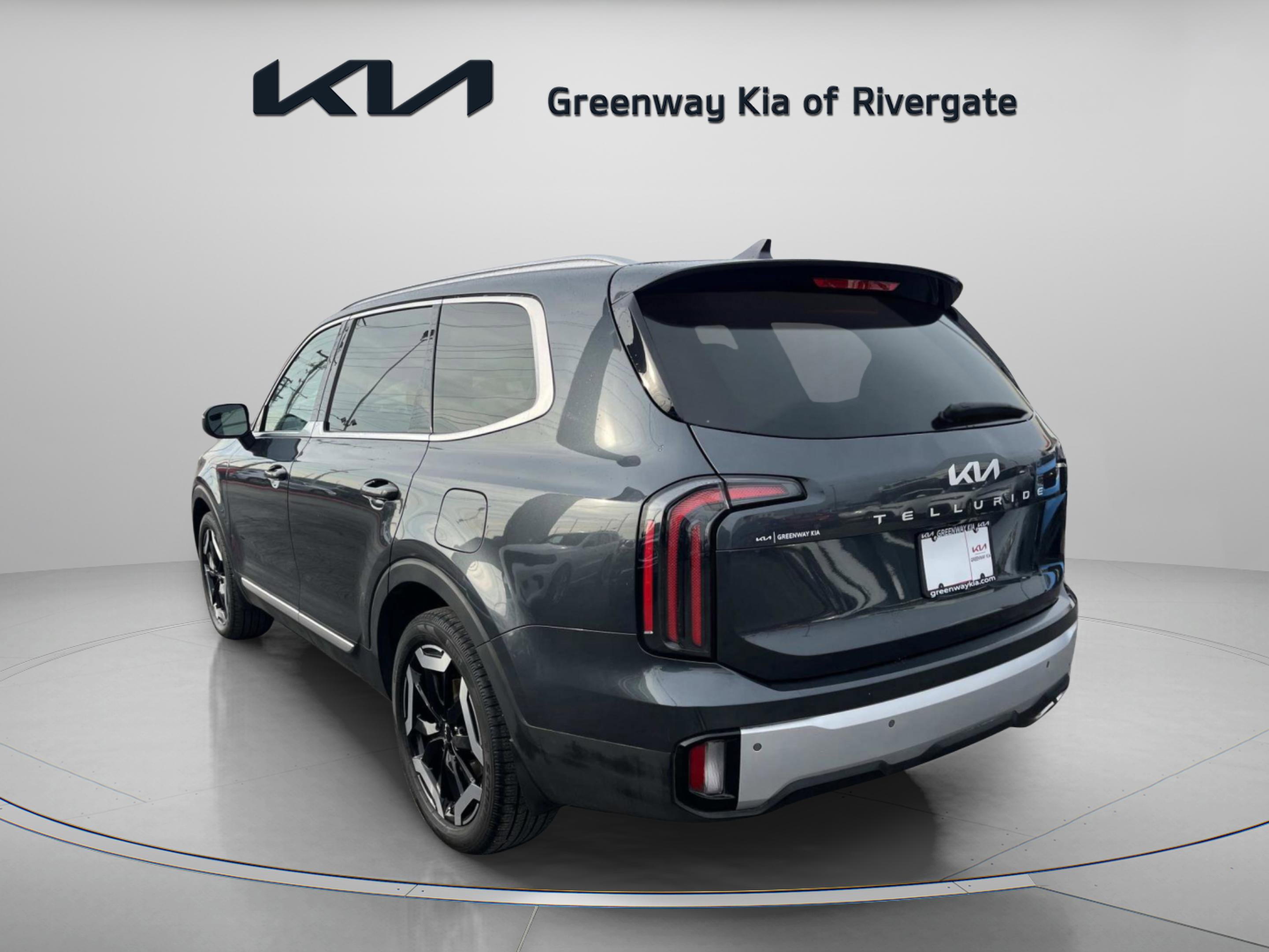 Used 2024 Kia Telluride EX image 5