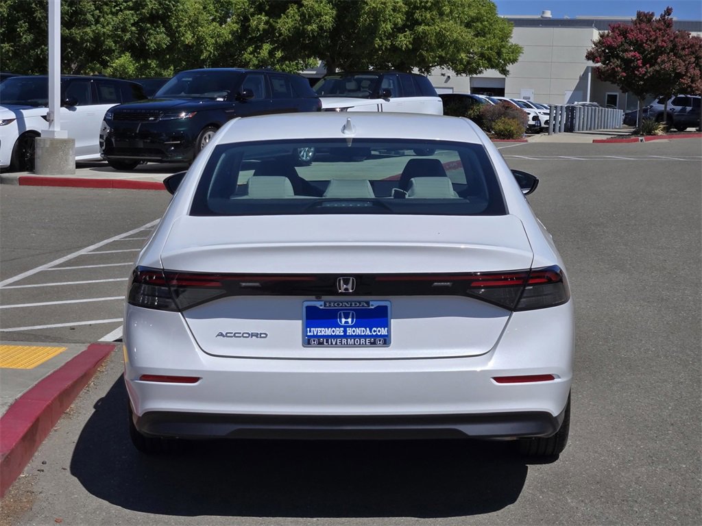 New 2025 Honda Accord LX image 5