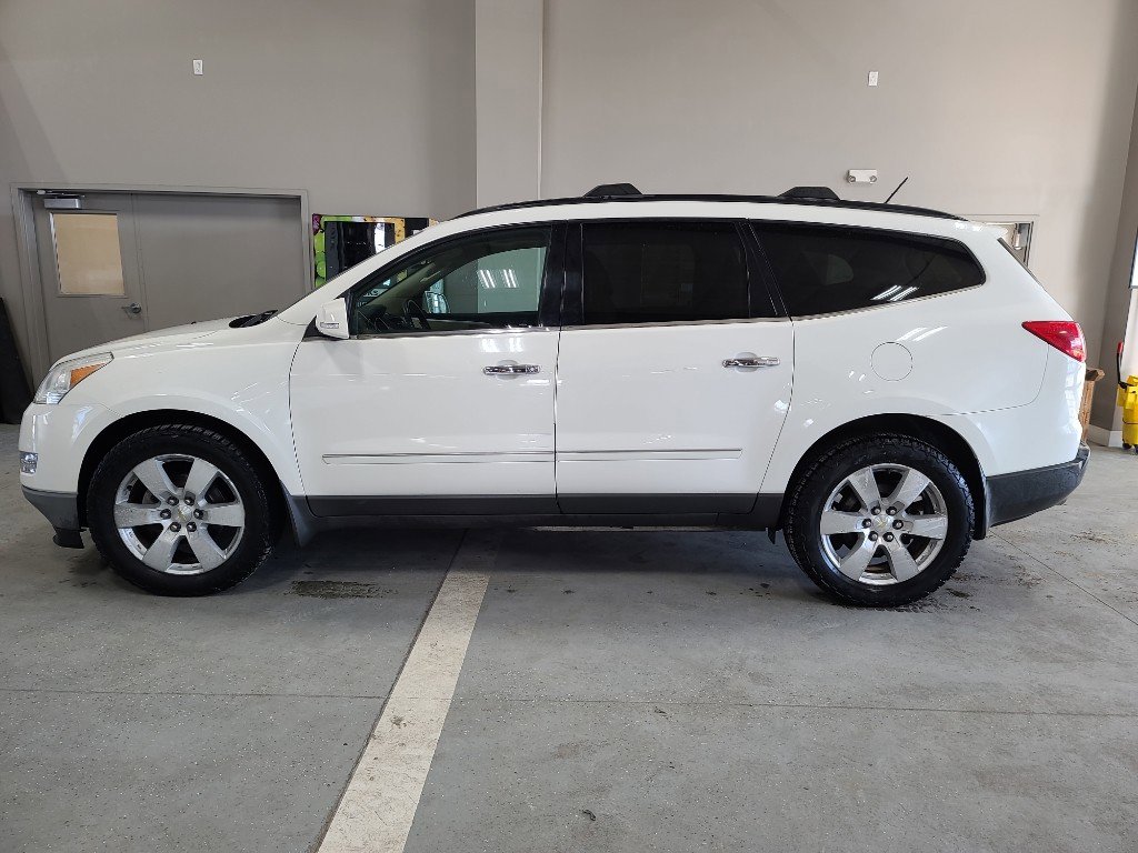 Used 2012 Chevrolet Traverse LTZ image 1