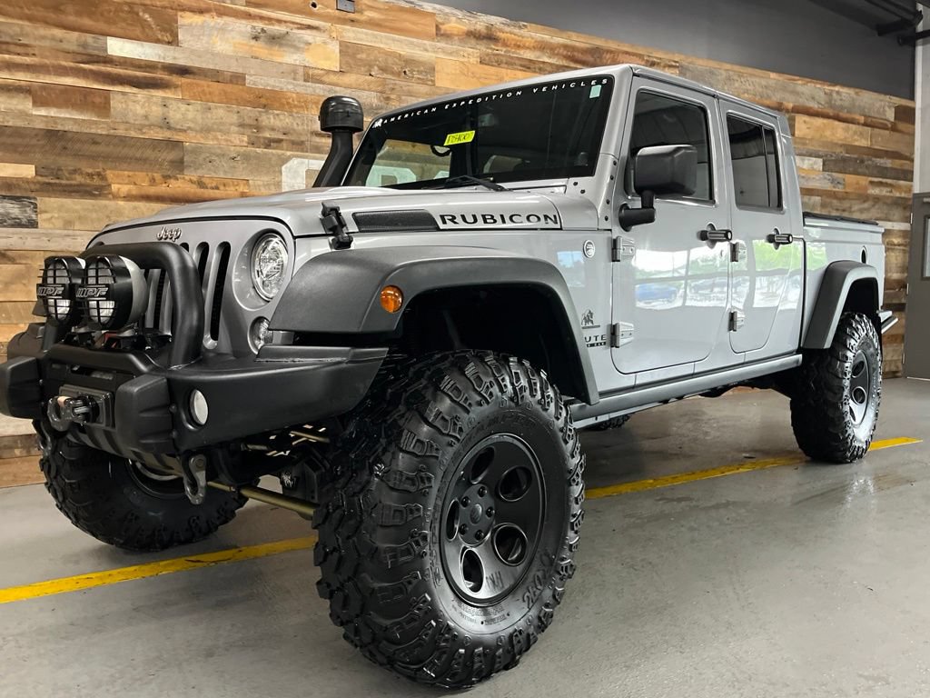 Used 2014 Jeep Wrangler Unlimited Rubicon w/ Connectivity Group AWD/4WD image 18