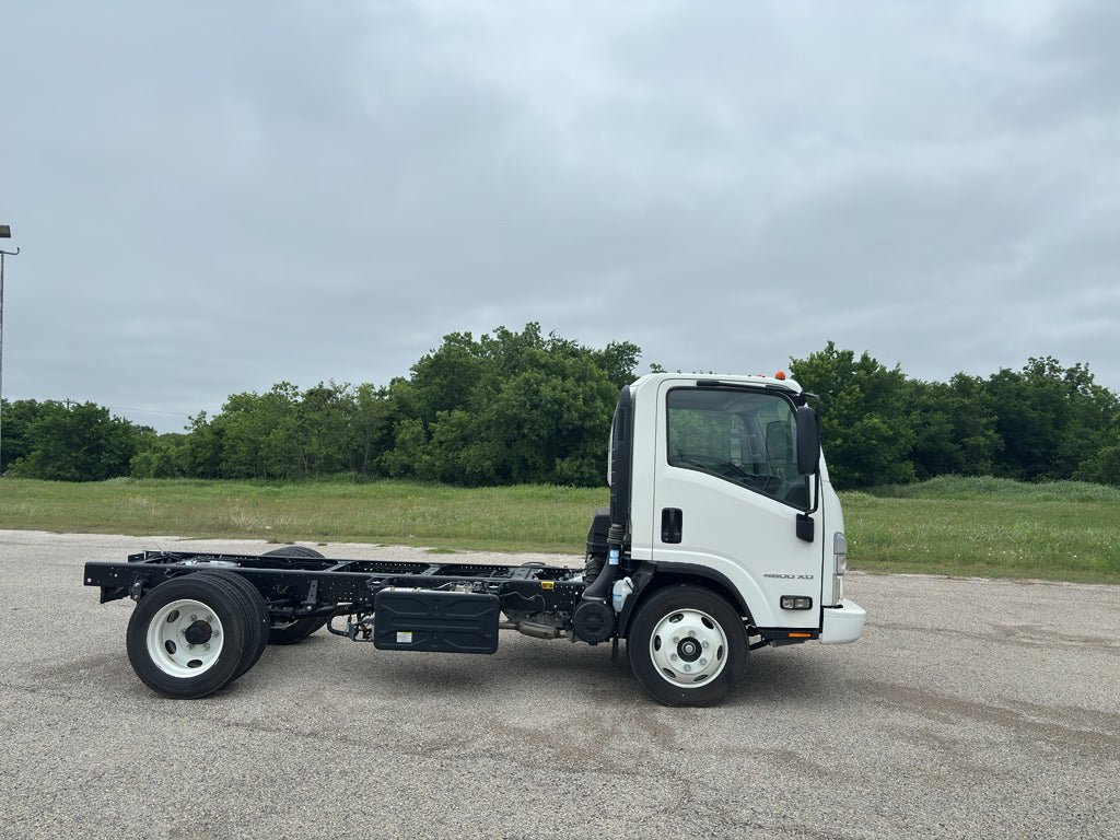 New 2024 Chevrolet Low Cab Forward 4500 XD RWD image 4