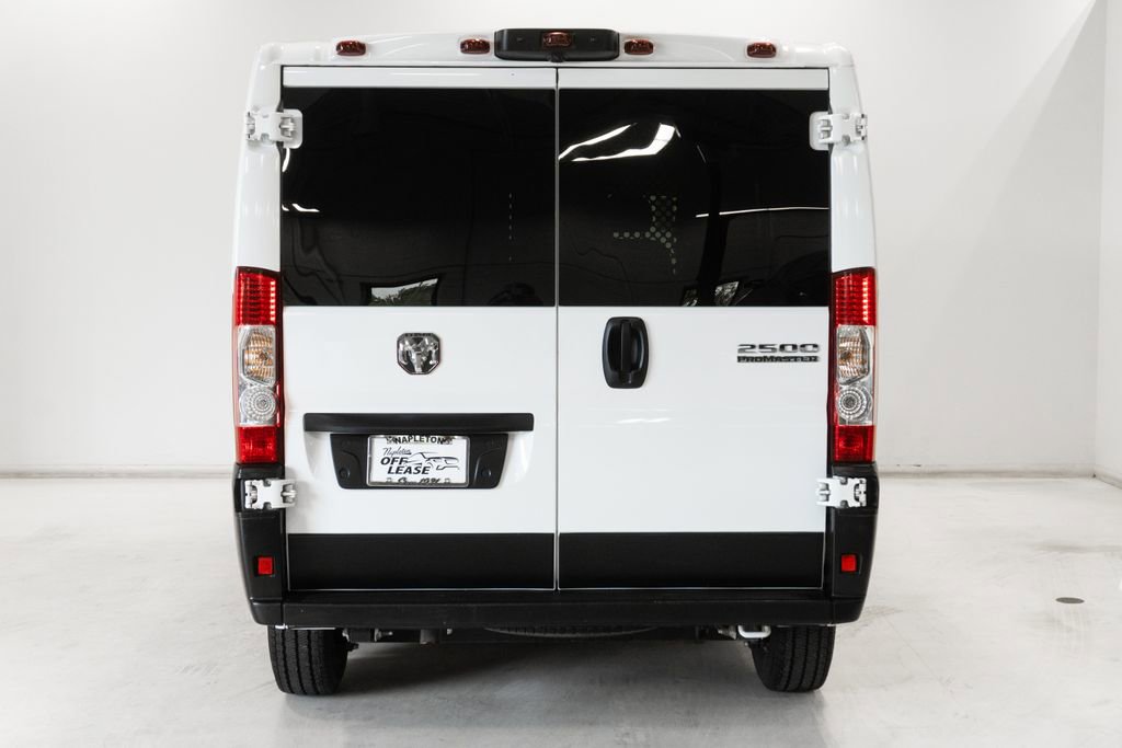 Used 2025 RAM ProMaster 2500 w/ U-Haul Equipment Group FWD image 23