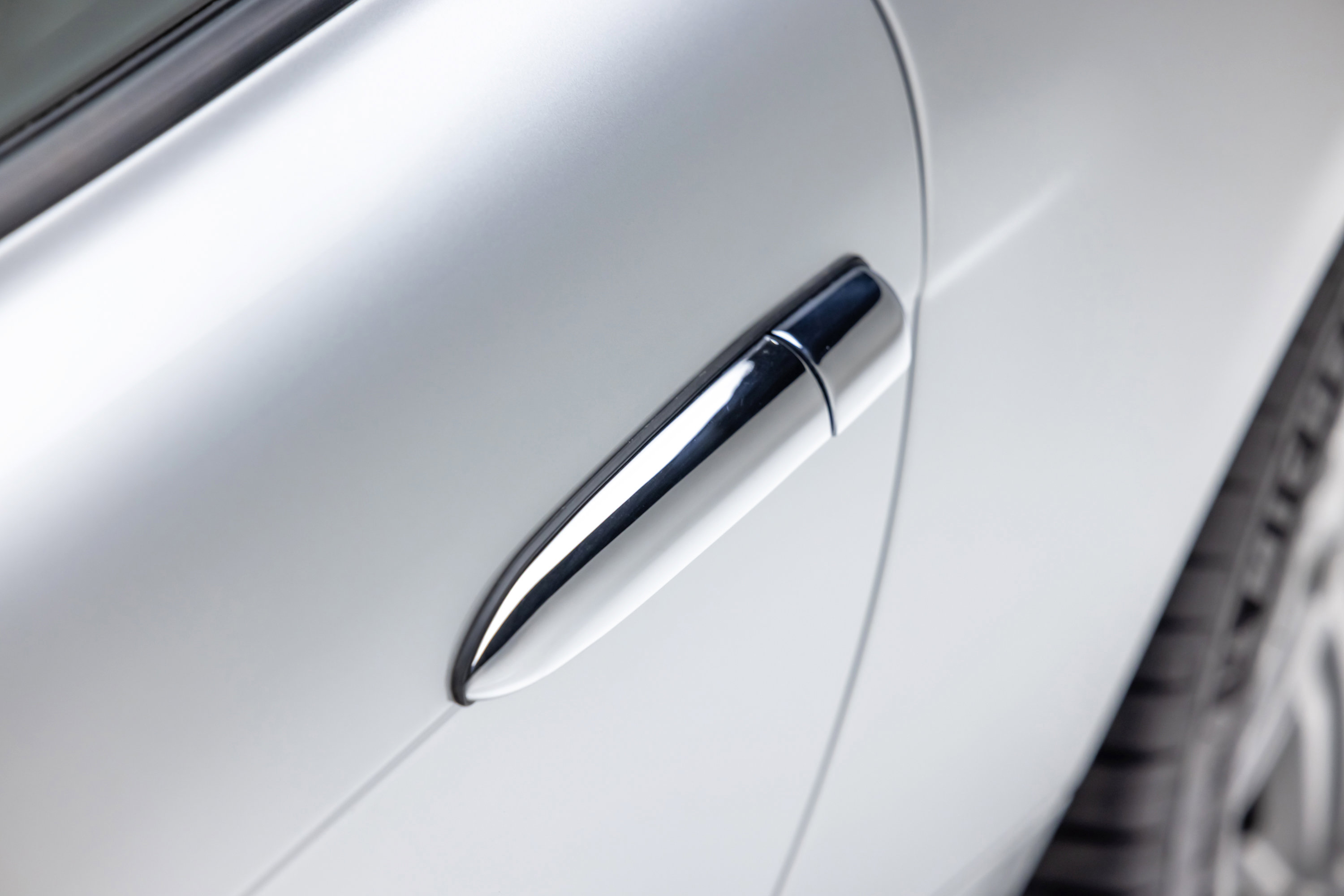 Used 2003 BMW Z8 image 40