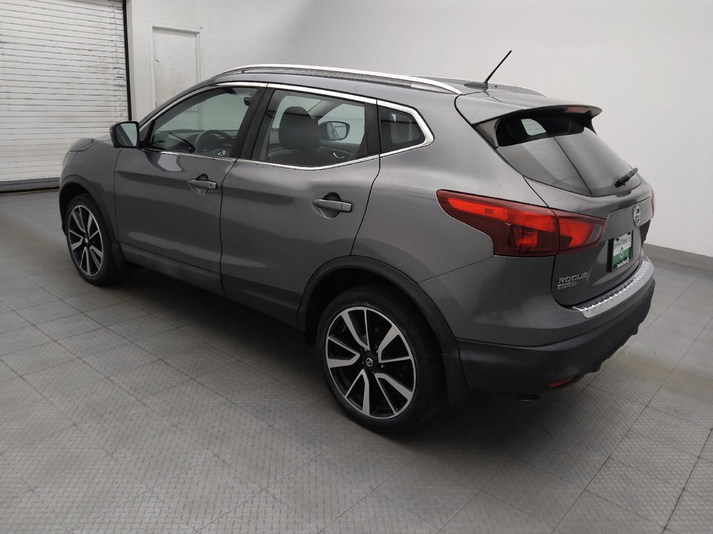 Used 2017 Nissan Rogue Sport SL w/ SL Premium Package AWD/4WD image 3