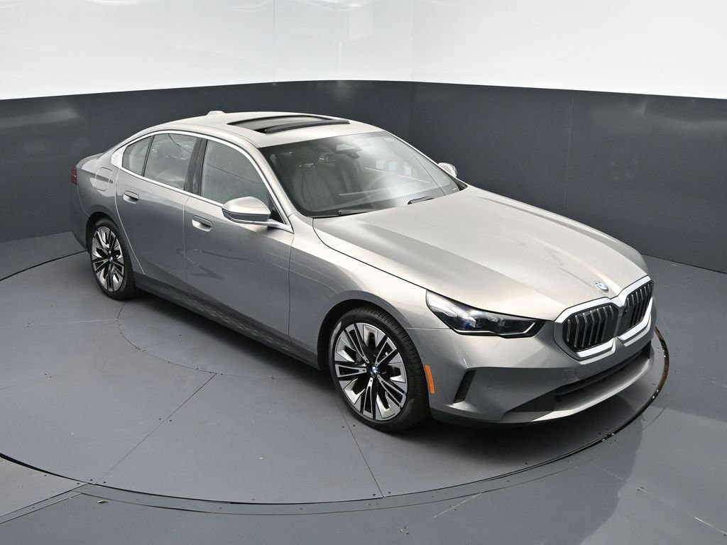 Certified 2026 BMW 530i 530i image 1