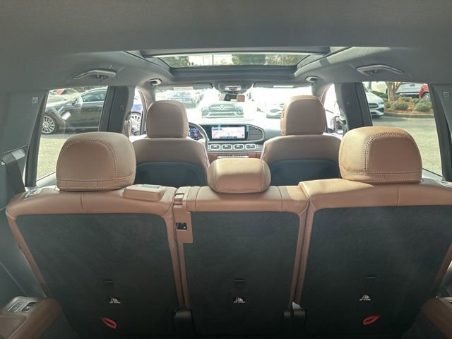 Used 2025 Mercedes-Benz GLS 450 4MATIC image 28