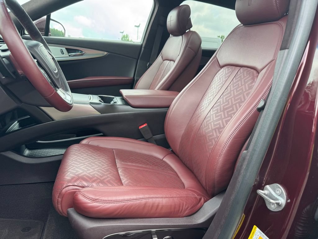 Used 2019 Lincoln Nautilus Black Label AWD/4WD image 15