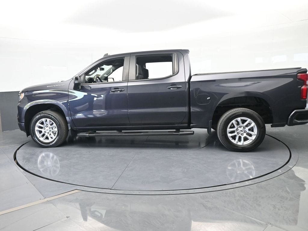 Used 2023 Chevrolet Silverado 1500 RST image 3