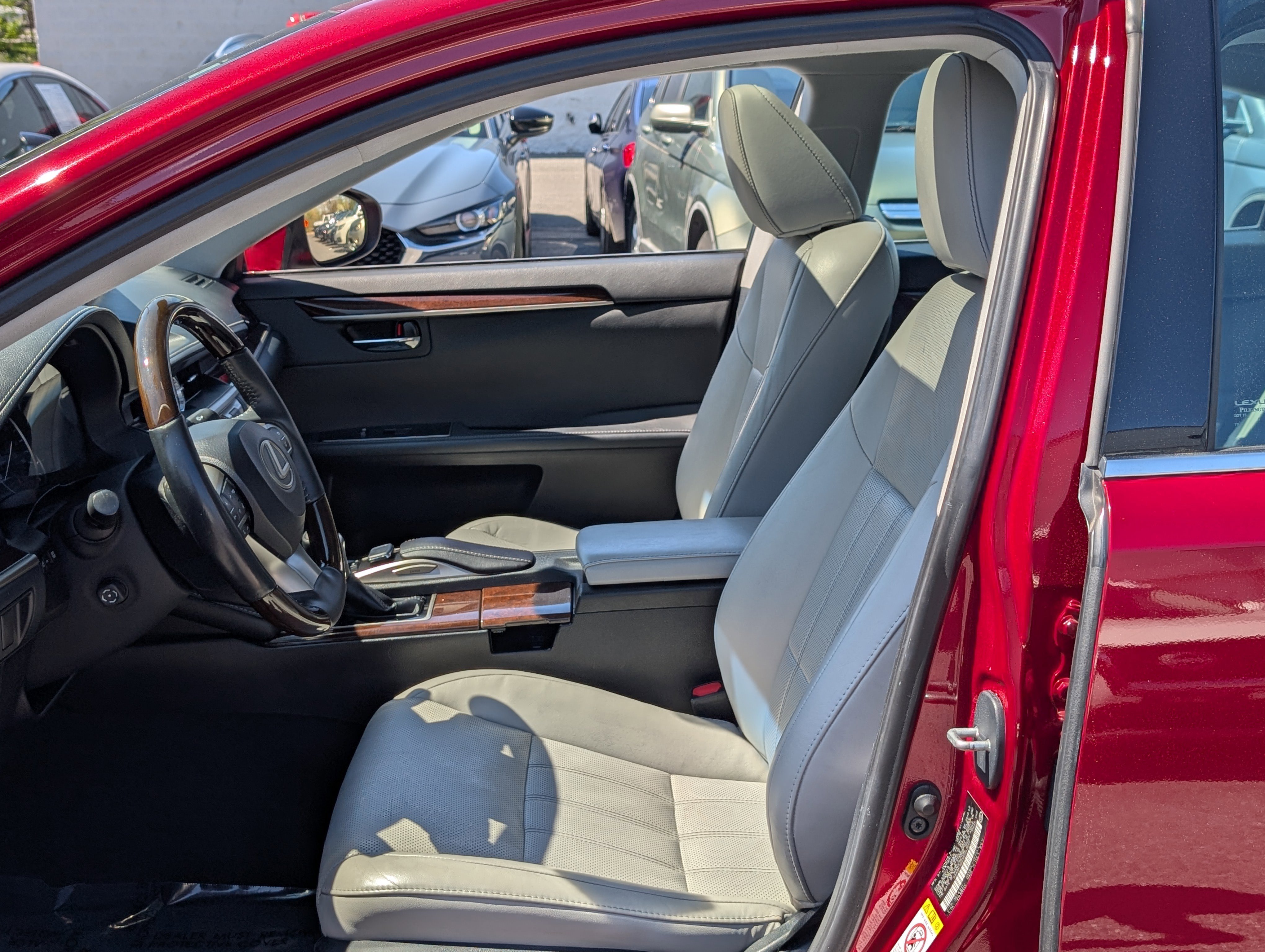 Used 2017 Lexus ES 350 image 16