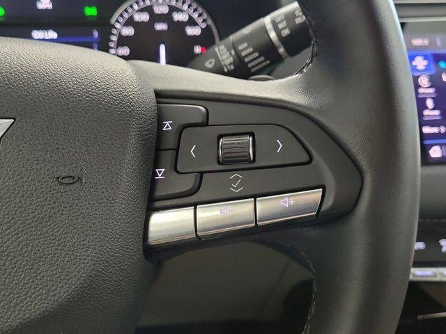 Certified 2023 Cadillac XT4 Luxury w/ Driver Awareness Package image 22