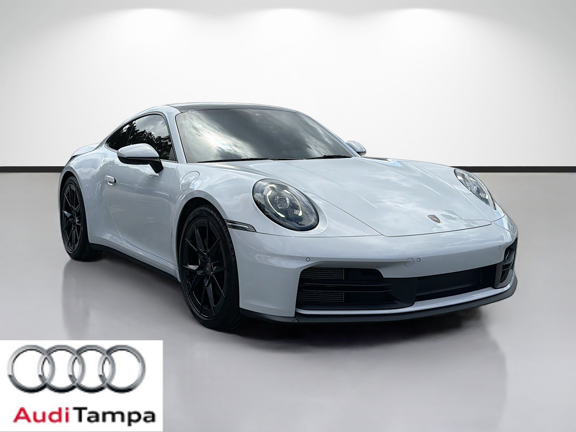 Used 2025 Porsche 911 Carrera RWD image 1