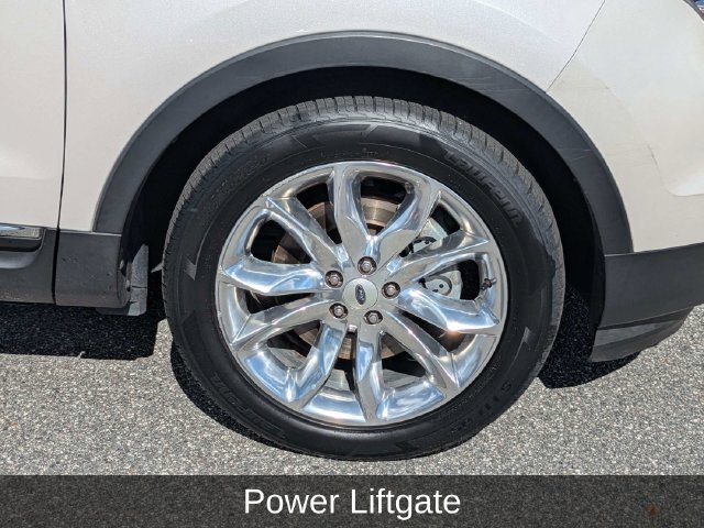 Used 2014 Ford Explorer XLT w/ Equipment Group 202A FWD image 14
