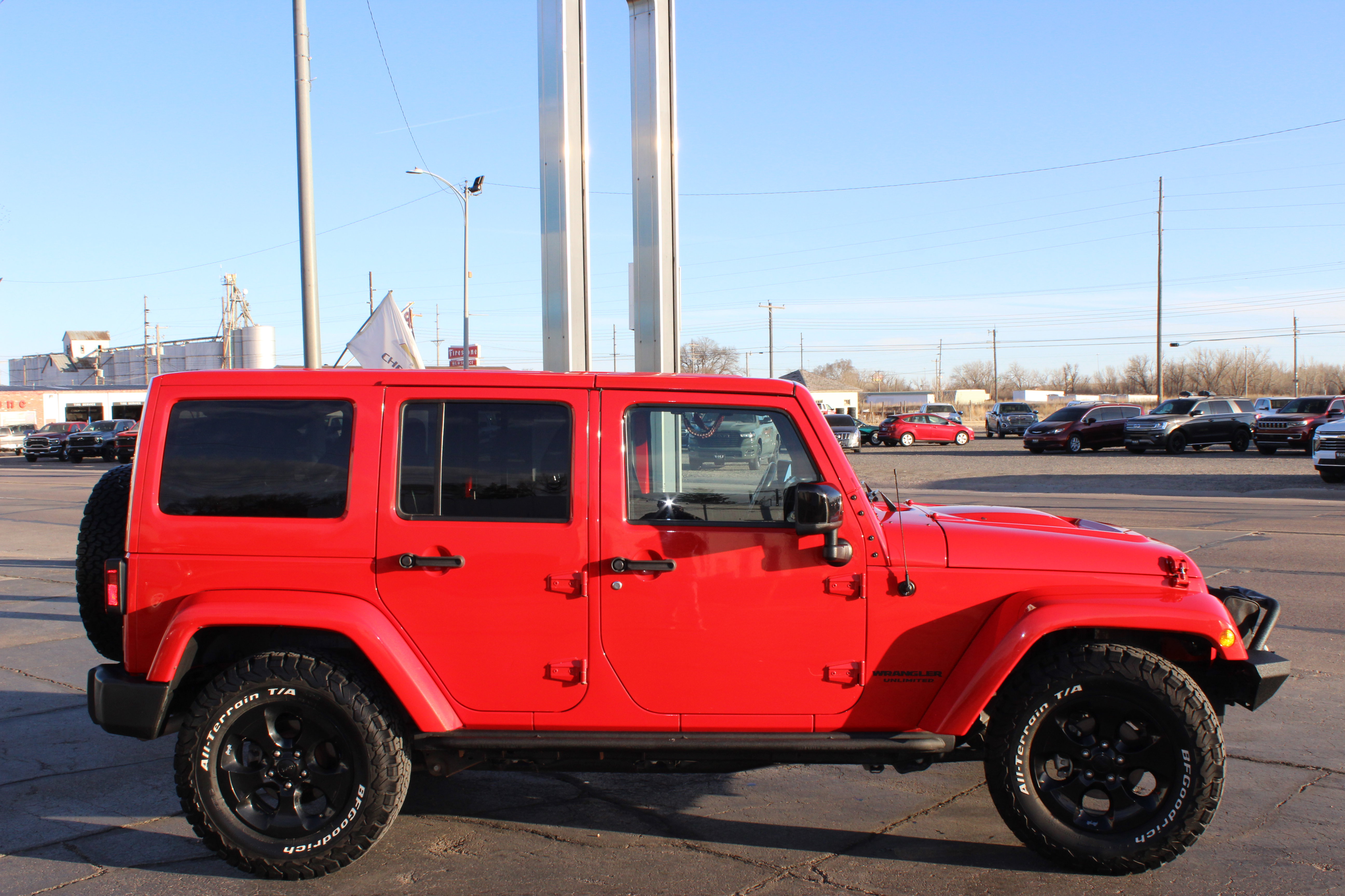 Used 2015 Jeep Wrangler Altitude image 2