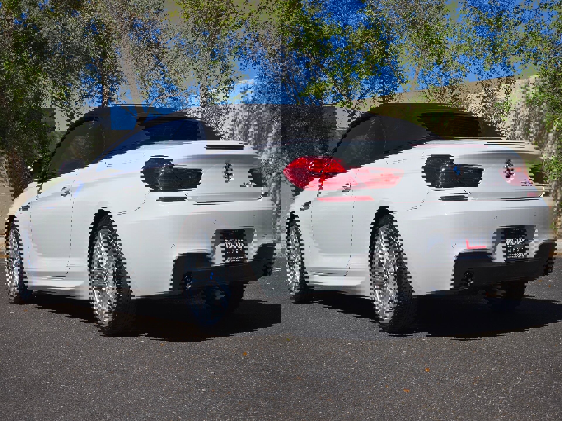 Used 2015 BMW 640i Convertible image 10