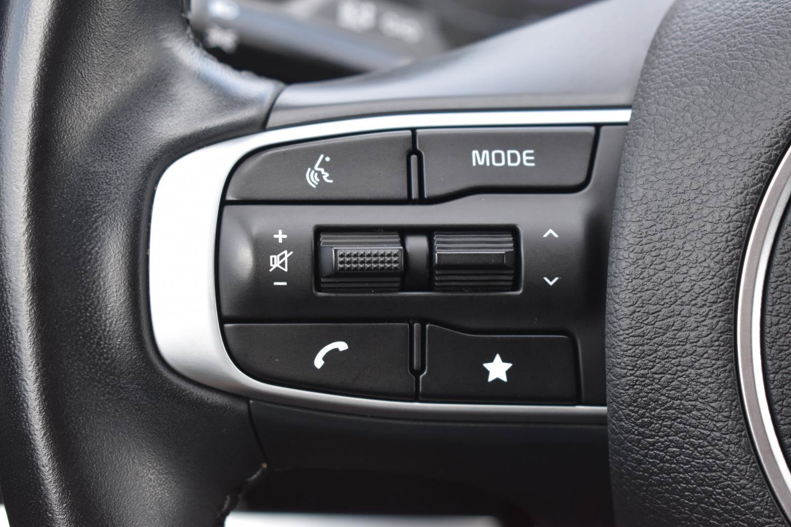 Used 2023 Kia Sportage X-Line AWD/4WD image 9