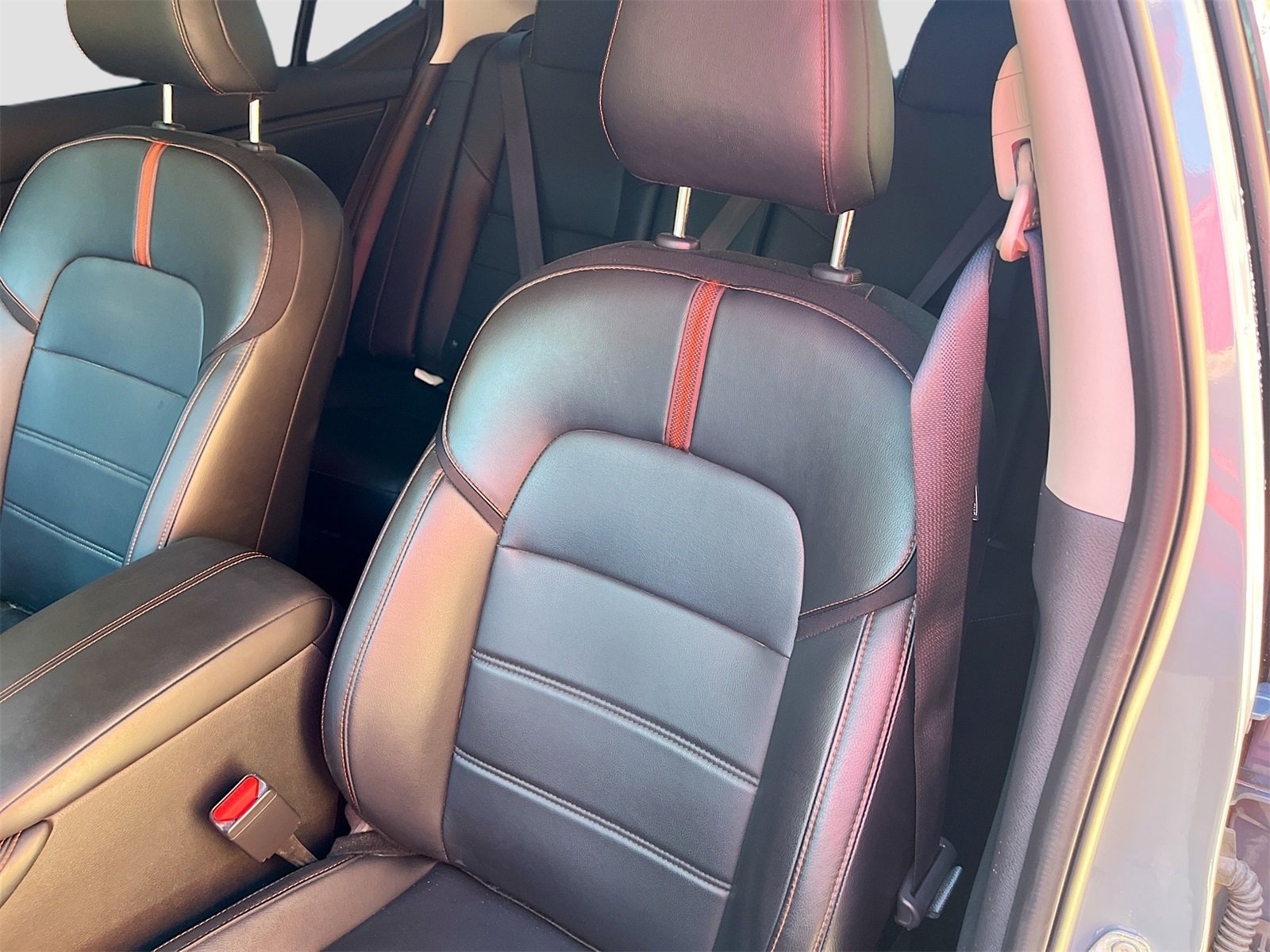 Used 2024 Nissan Sentra SR w/ SR Premium Package image 19