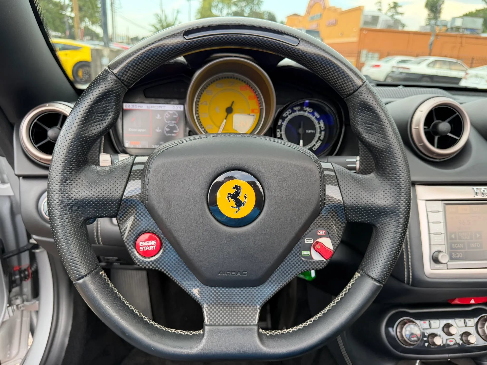 Used 2010 Ferrari California RWD image 34