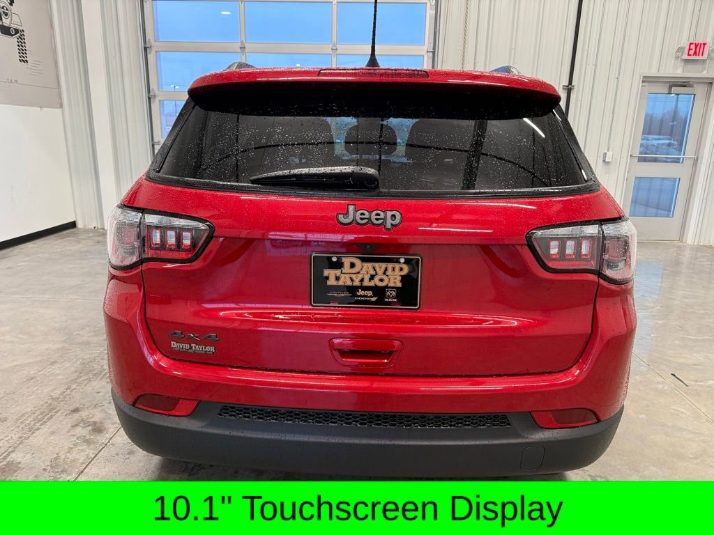 New 2026 Jeep Compass Latitude image 8