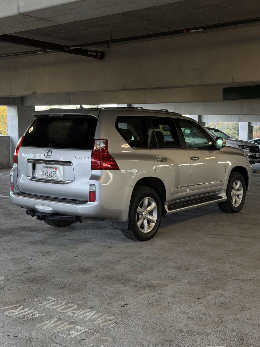 Used 2012 Lexus GX 460 image 6